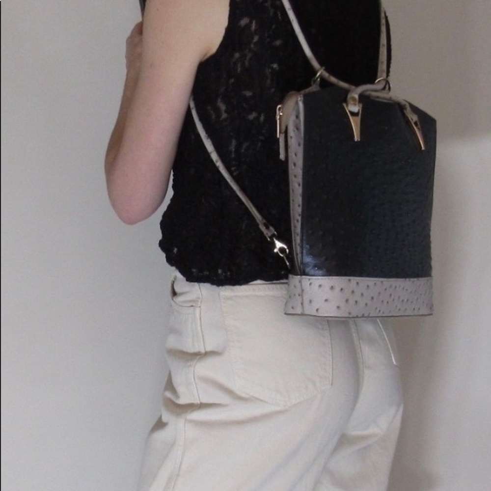 **SALE** Italian leather shoulder bag/backpack